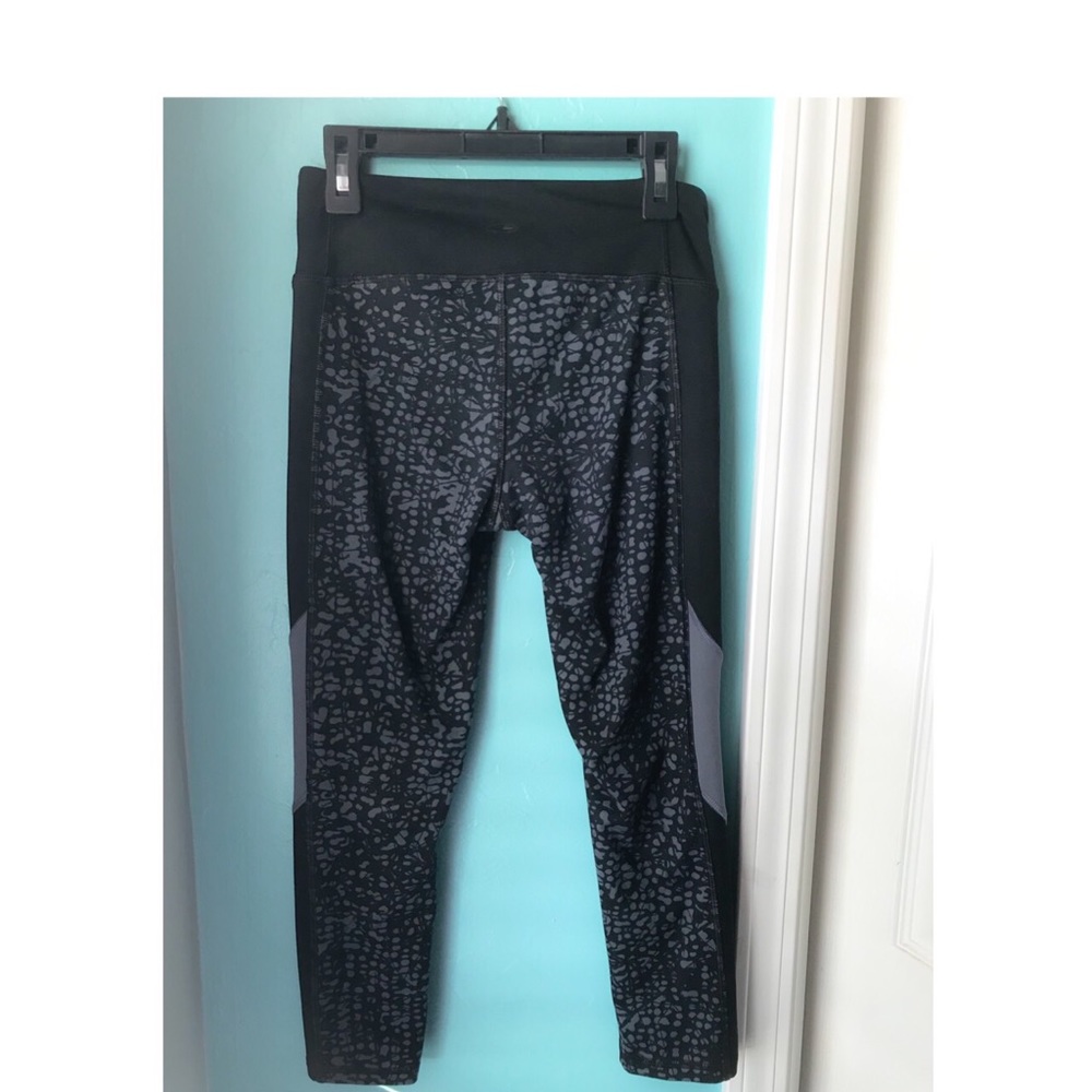 🌺 Champion Leggings!! 🌺 - Picture 3 of 5